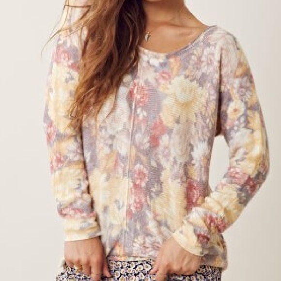 Free People Sweaters | Free People Floral Bomb Sweater Top | Color: Cream/Pink | Size: ml | Onas's Closet